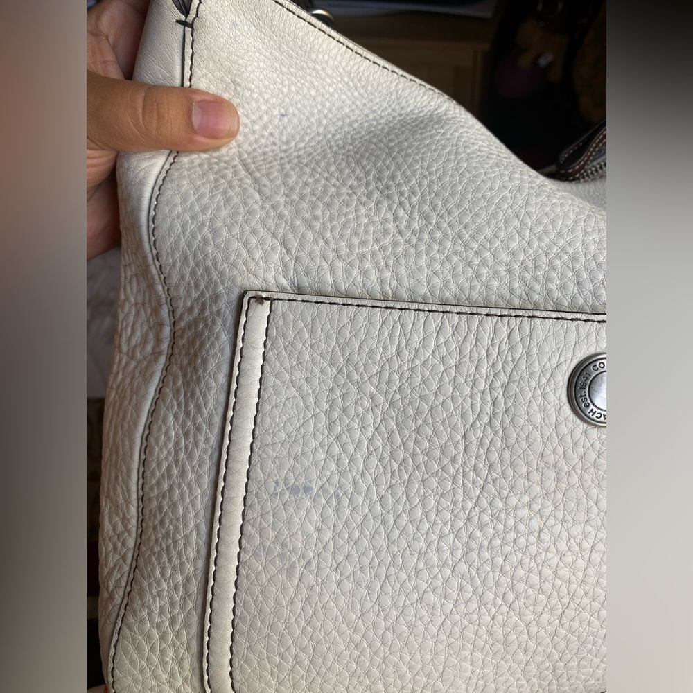 Coach Chelsea White Pebble Leather Hobo Bag - Picture 8 of 9